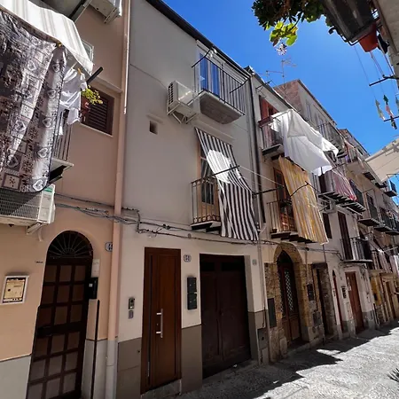 Renard Suite Cefalu Exterior photo