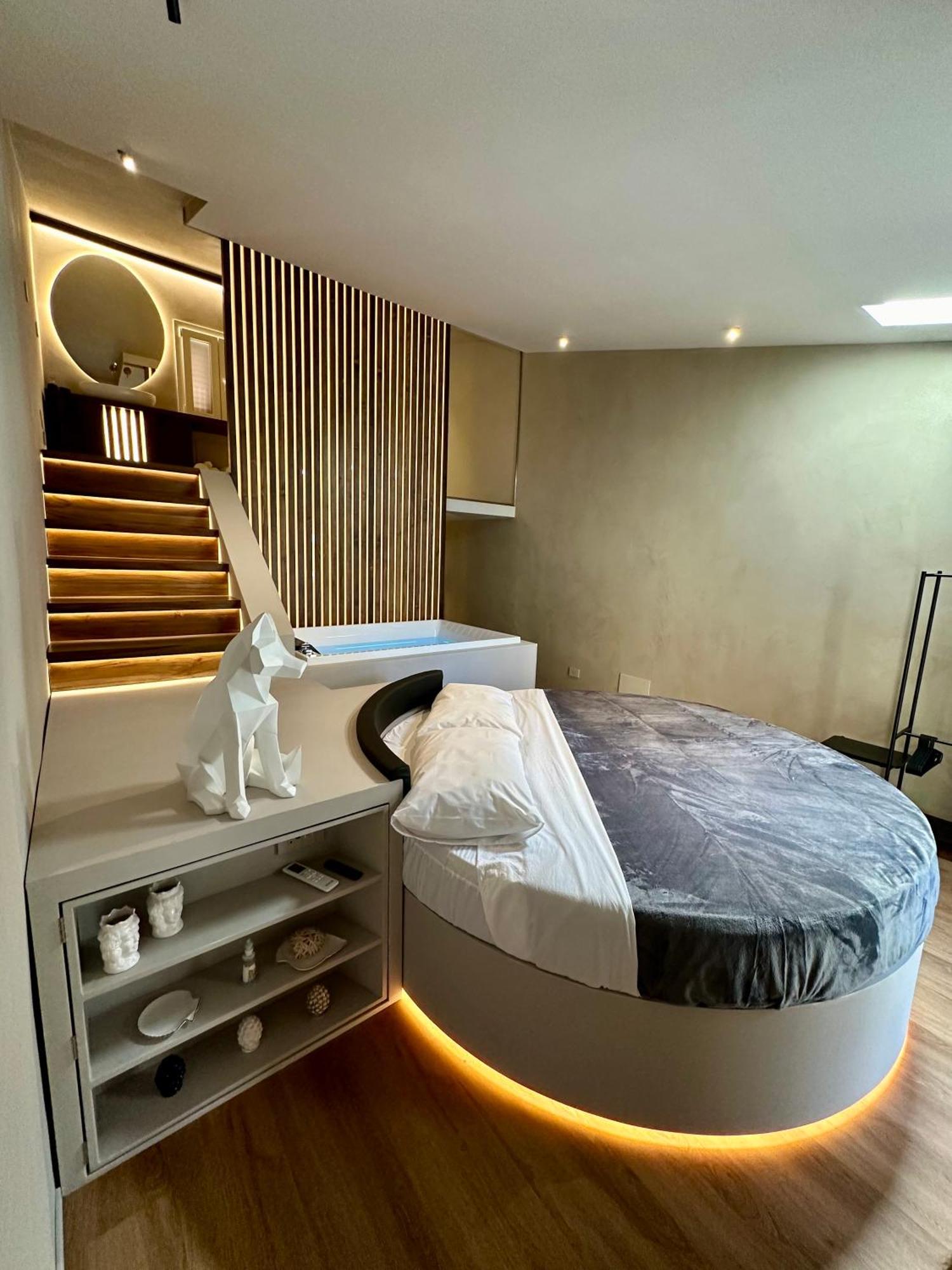 Renard Apartment